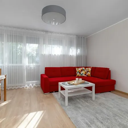 Apartment Red In Wroclaw With Two Bedrooms And Desk For Remote Work By Renters Breslau