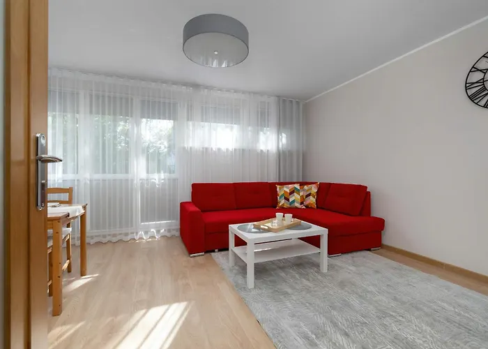 Apartment Red In Wroclaw With Two Bedrooms And Desk For Remote Work By Renters Breslau