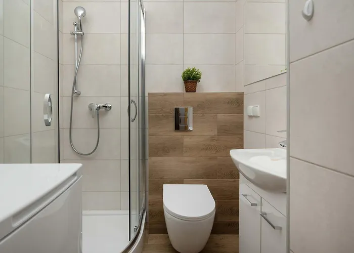 Red In Wroclaw With Two Bedrooms And Desk For Remote Work By Renters *